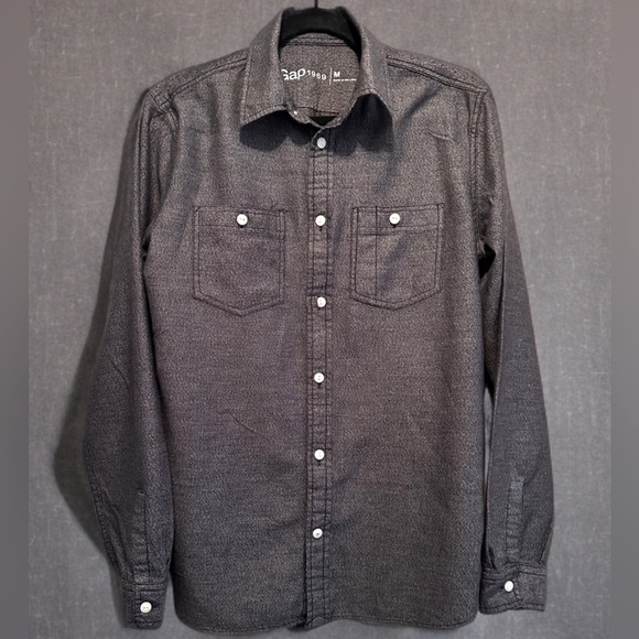 GAP Men’s Long Sleeve 1969 Japsol Solid Black Button Down Cotton Shirt Size M - Picture 1 of 7